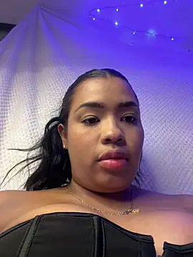 EbonyStars লাইভ XXX চ্যাট