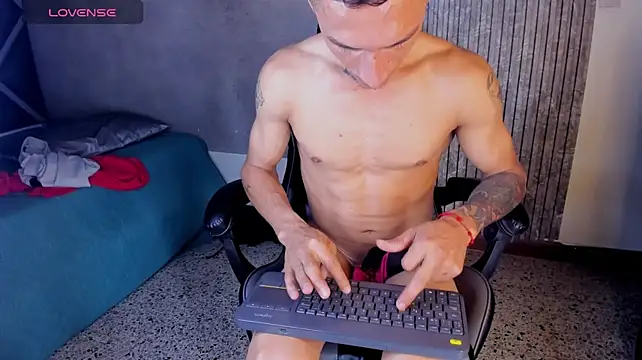 Živý XXX chat Evains_777