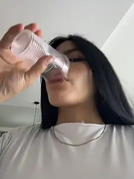 Taylor_EcのライブXXXチャット
