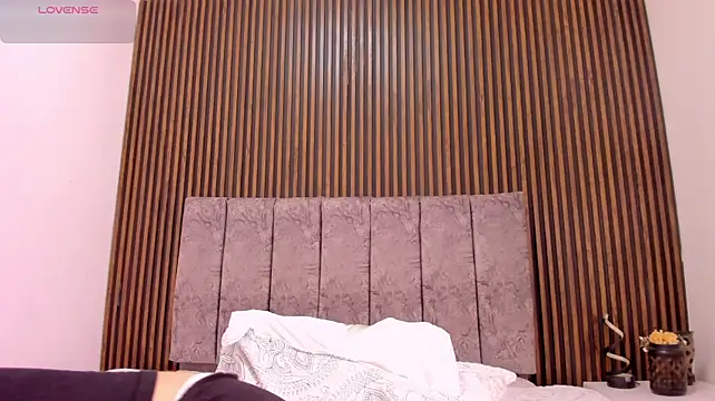 XXX chat uživo modela Ravenmystt