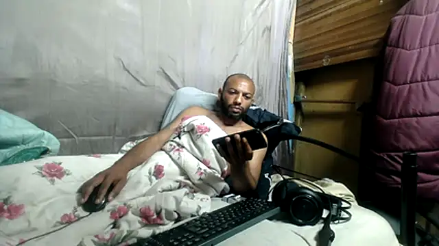 Camodick Live XXX Chat