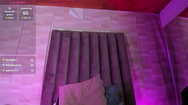 XXX chat uživo modela Isaac_Grey