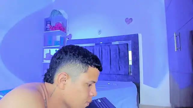 StevenSmith18 라이브 XXX 채팅