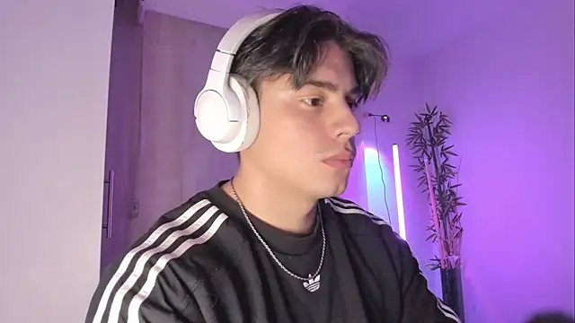 Giordano_Russo Live XXX-chat