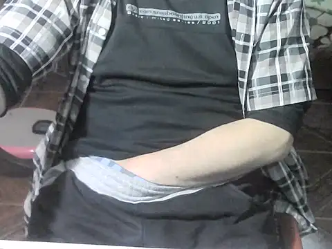 XXX chat uživo modela OreCam