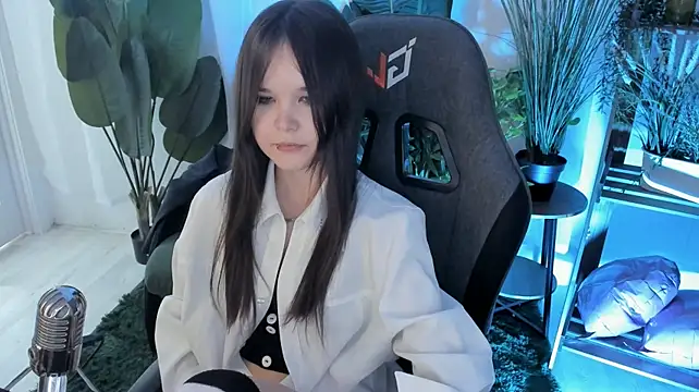 XXX chat uživo modela Elainebeness