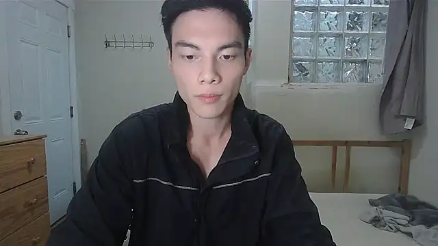 Allen8707 XXX чат на живо