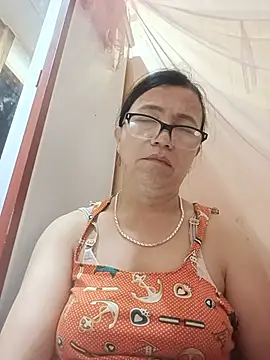 Chilly-wet Live XXX Chat