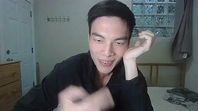 Allen8707's Live XXX Chat