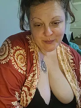 XXX chat uživo modela ticklesquirt