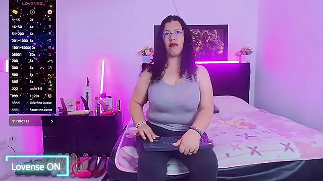 دردشة Zaly_mature الجنسية المباشرة