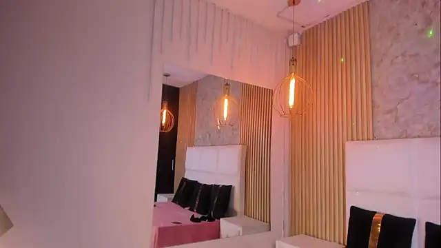 XXX chat uživo modela Tinny_GoddessHL