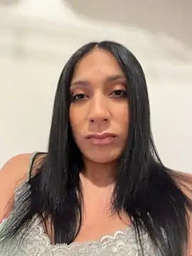 FerrariFrench Live XXX-chat