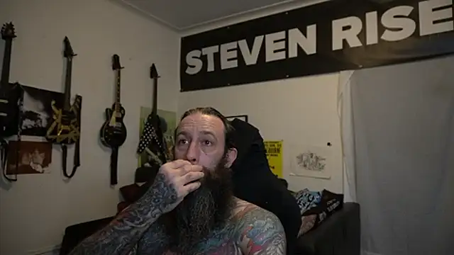 Czat XXX na żywo – StevenRiseNYC