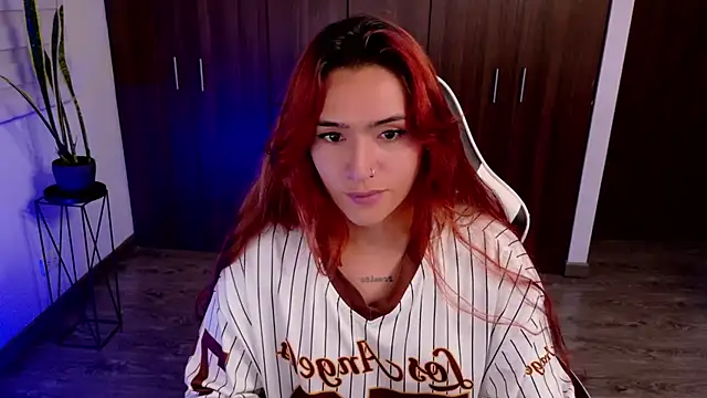 Chatroom XXX en direct de ImLui_lu