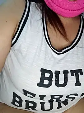 XXX chat uživo modela Romisase