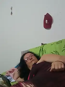 XXX chat uživo modela consentidamummy09