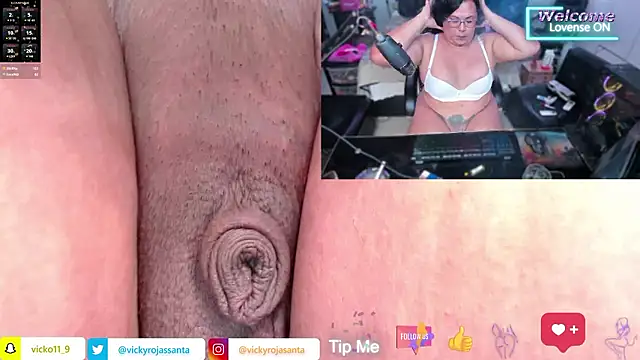 XXX chat uživo modela Tyffanny-Evans