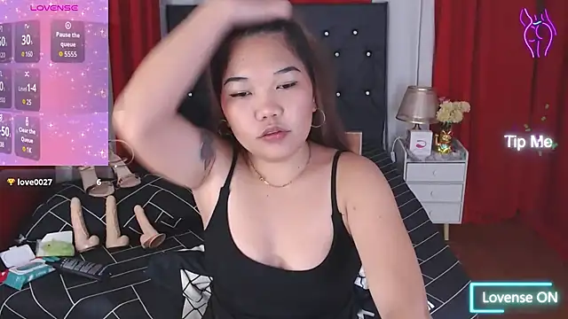 XXX chat uživo modela XxSexyPinay4uxX