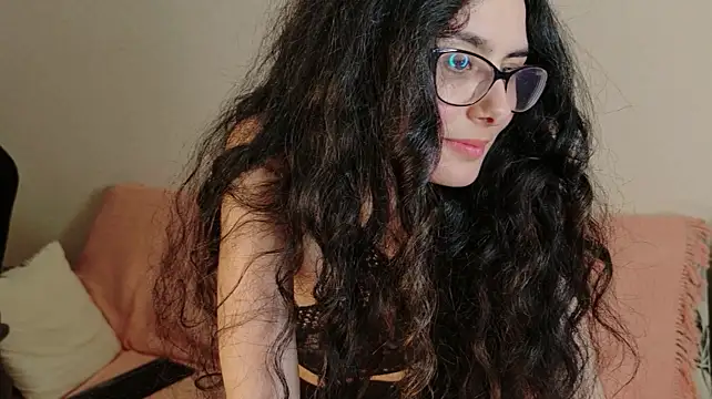 XXX chat uživo modela The_Blacksphinxxx