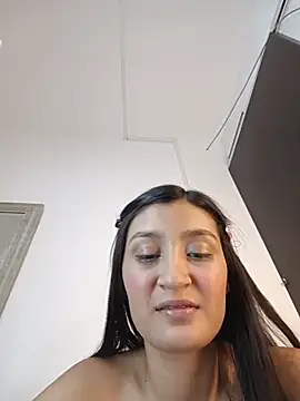 Mia_babee_ Obrolan Langsung XXX