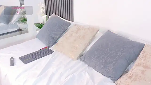 AriaSaint 라이브 XXX 채팅