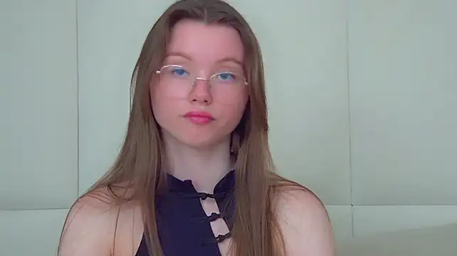 Živý XXX chat KeiraAsti