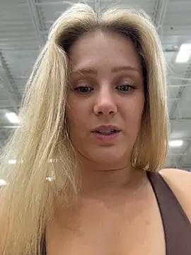 Kate-Paul Chat XXX in diretta
