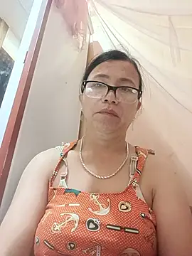 Chilly-wet Live XXX Chat