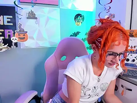 Živý XXX chat AdelaineBest
