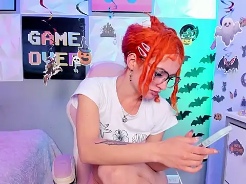 Chat +18 de AdelaineBest ao vivo