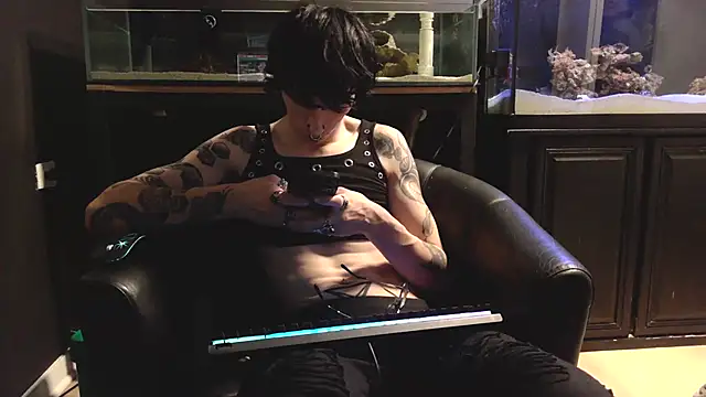 Chat XXX Live GothSadist
