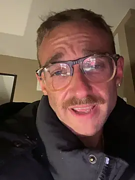 MaxSpadeErotica's Live XXX Chat