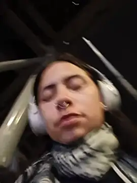 XXX chat uživo modela Ivyy_sweet_