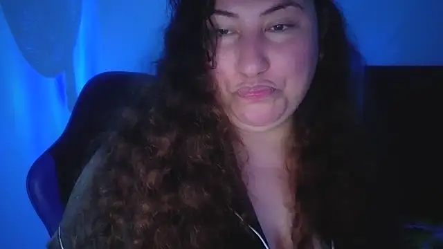 XXX chat uživo modela JANNAH_MARTINEZ
