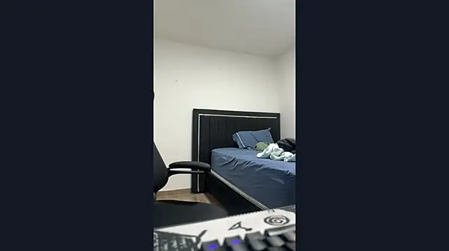 jimmy_truee XXX чат на живо