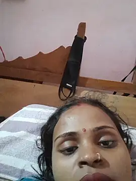 XXX chat uživo modela Seela_bhabhi09