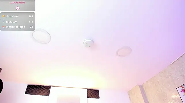 Živý XXX chat Littlee_Mia