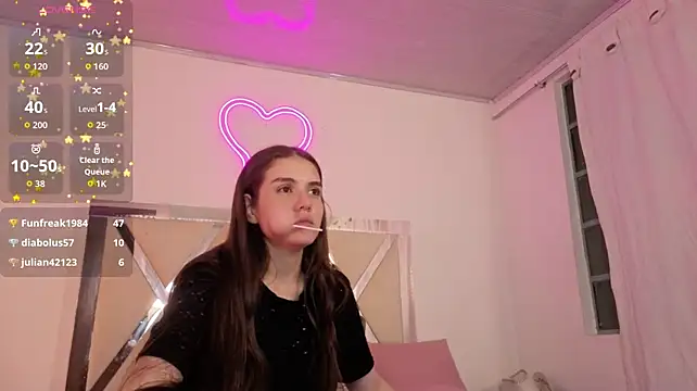 Harmonie_tay Adlı Modelin Canlı XXX Sohbeti
