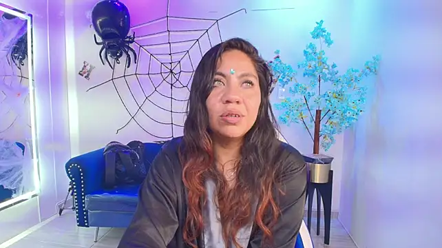 XXX chat uživo modela Silvana_lane