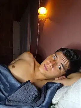 ZaneHoward live XXX chat