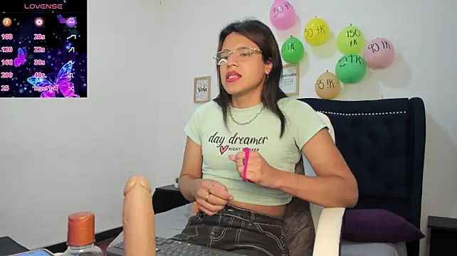 Ghanima_777 Chat XXX in diretta