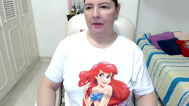 leonela_69 现场XXX聊天