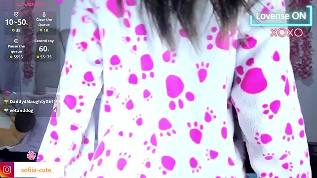 دردشة Sofiia_Cute الجنسية المباشرة