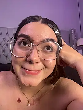 XXX chat uživo modela Juli_saenz_