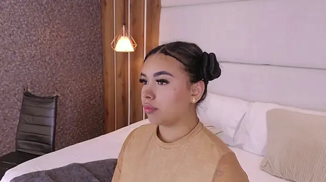 XXX chat uživo modela MarianaGarciaa__