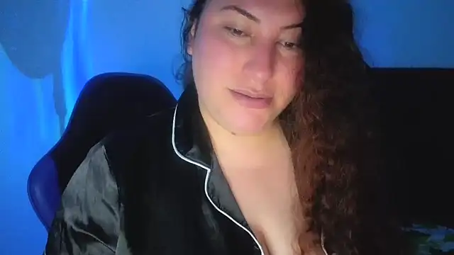 XXX chat uživo modela JANNAH_MARTINEZ