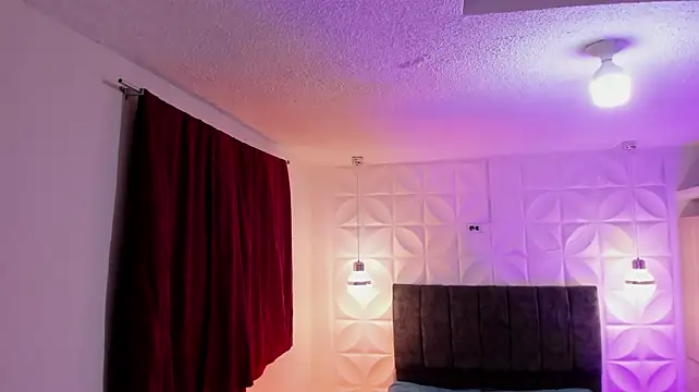 _paula_69 élő XXX-chatje