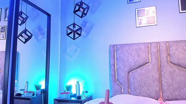XXX chat uživo modela Anyconnor