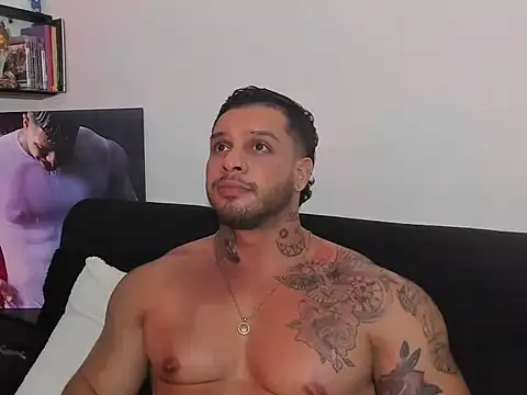 Chat +18 de MarckMathews ao vivo